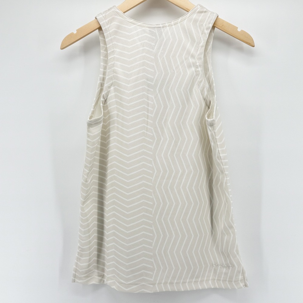 Nike Standard Issue Fly Basketball Tank Top Women's V-Neck Sleeveless XS NEW - Picture 11 of 16
